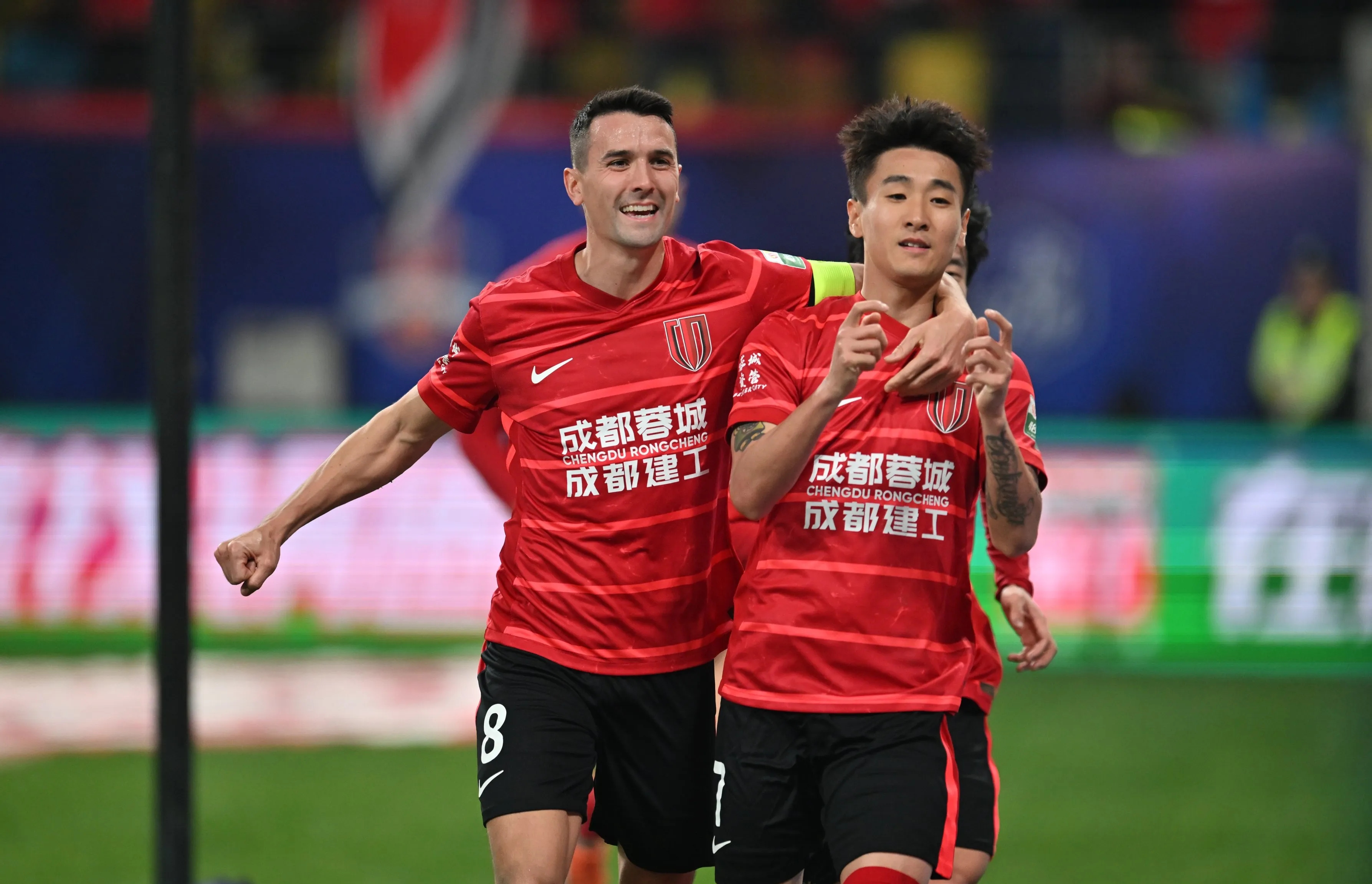 今晨德国杯传出新动向，上海申花豪取连胜，管理层表态——媒体盛赞，细节决定成败的简单介绍