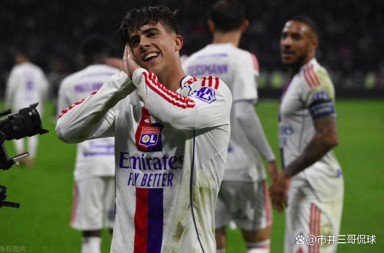 爱游戏APP-今晚法甲传出新动向，里昂更衣室发声，管理层表态：震撼外界，赛程密集仍需轮换的简单介绍